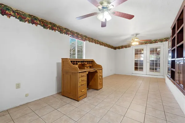 $425,000 | 24053 Road 212, Lindsay, CA 93247
