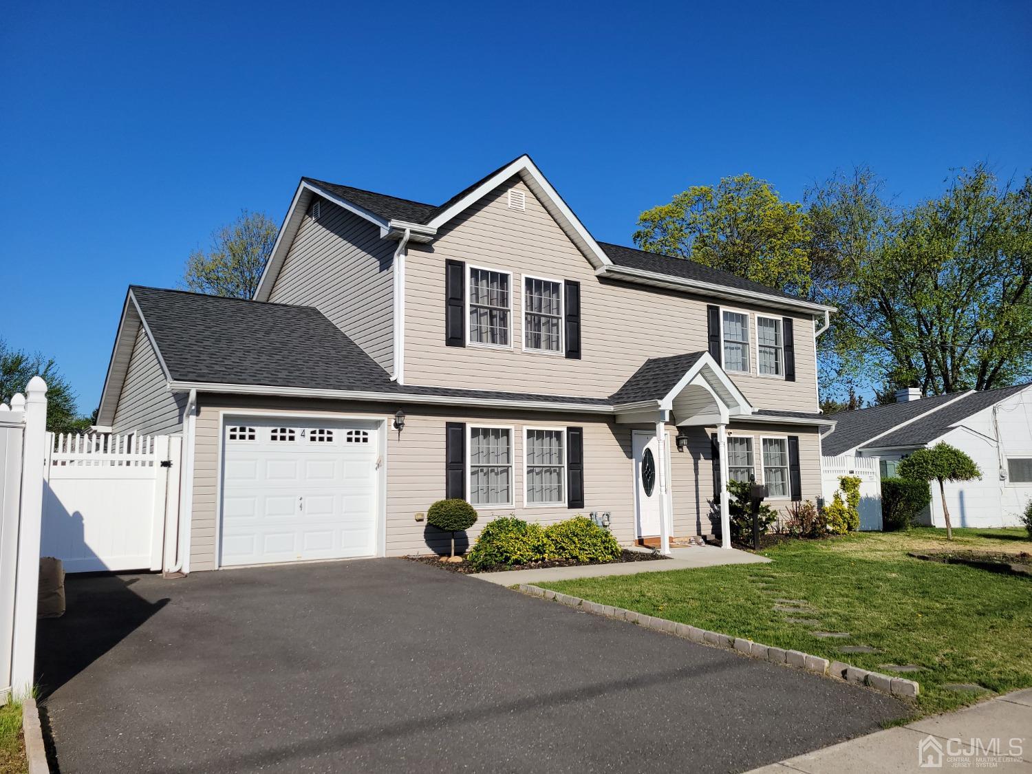 4 Kenmore Road Edison, NJ 08817 - Photo 3 of 55