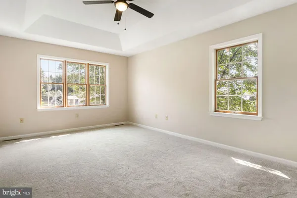 $445,500 | 33 Chinkapin Drive, New Oxford, PA 17350