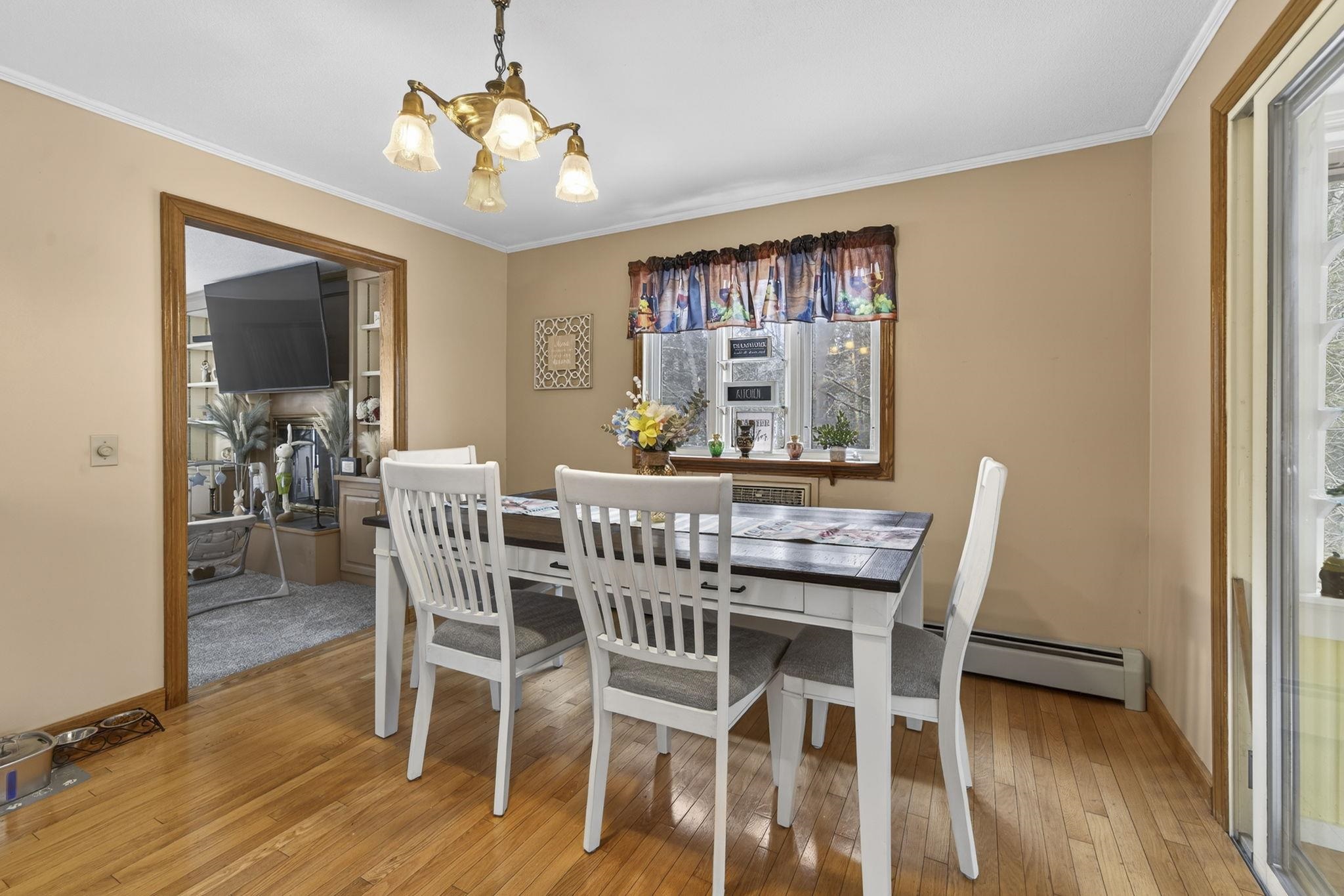 28 Spring Road Amherst, NH 03031 - Photo 16 of 60