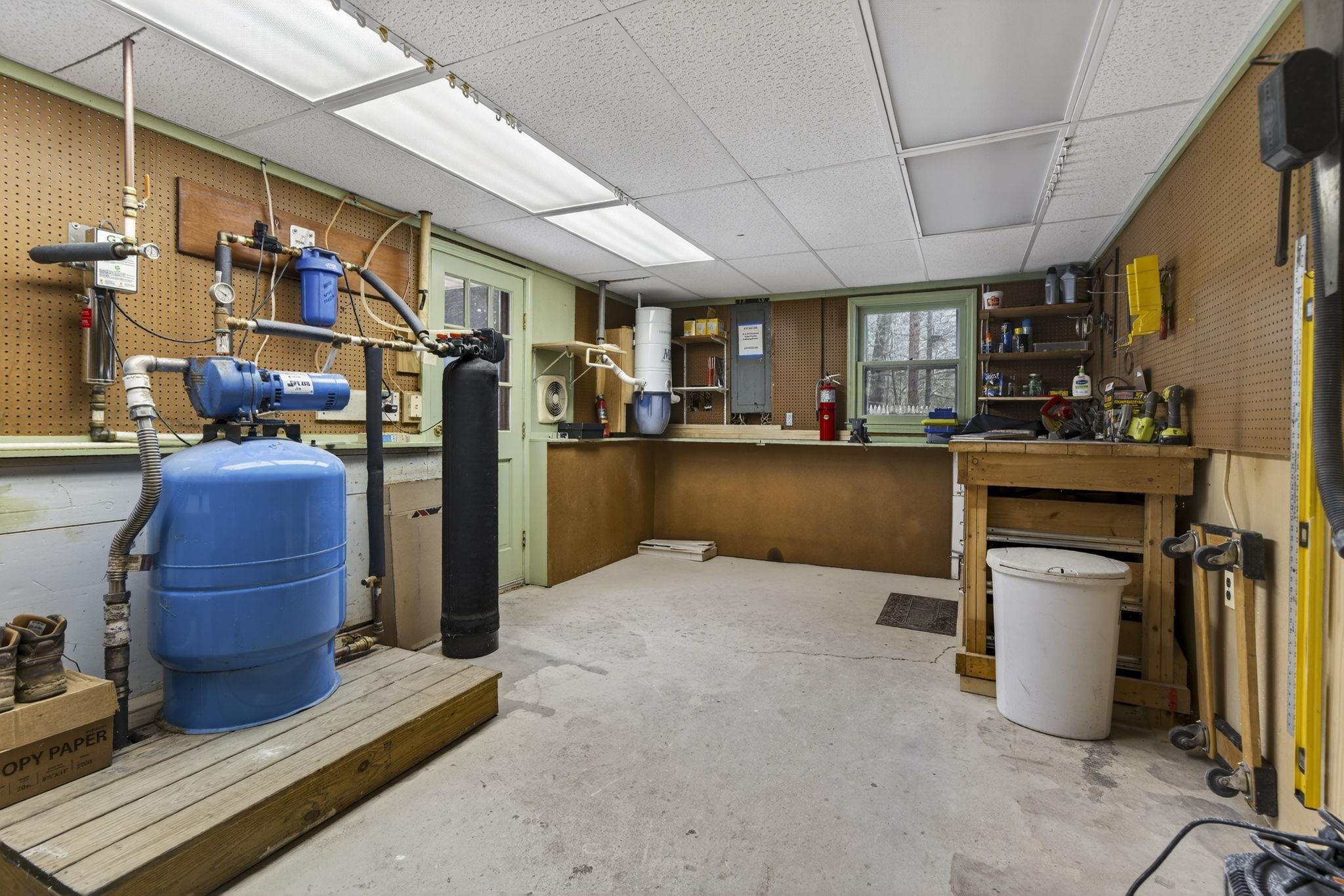 28 Spring Road Amherst, NH 03031 - Photo 50 of 60