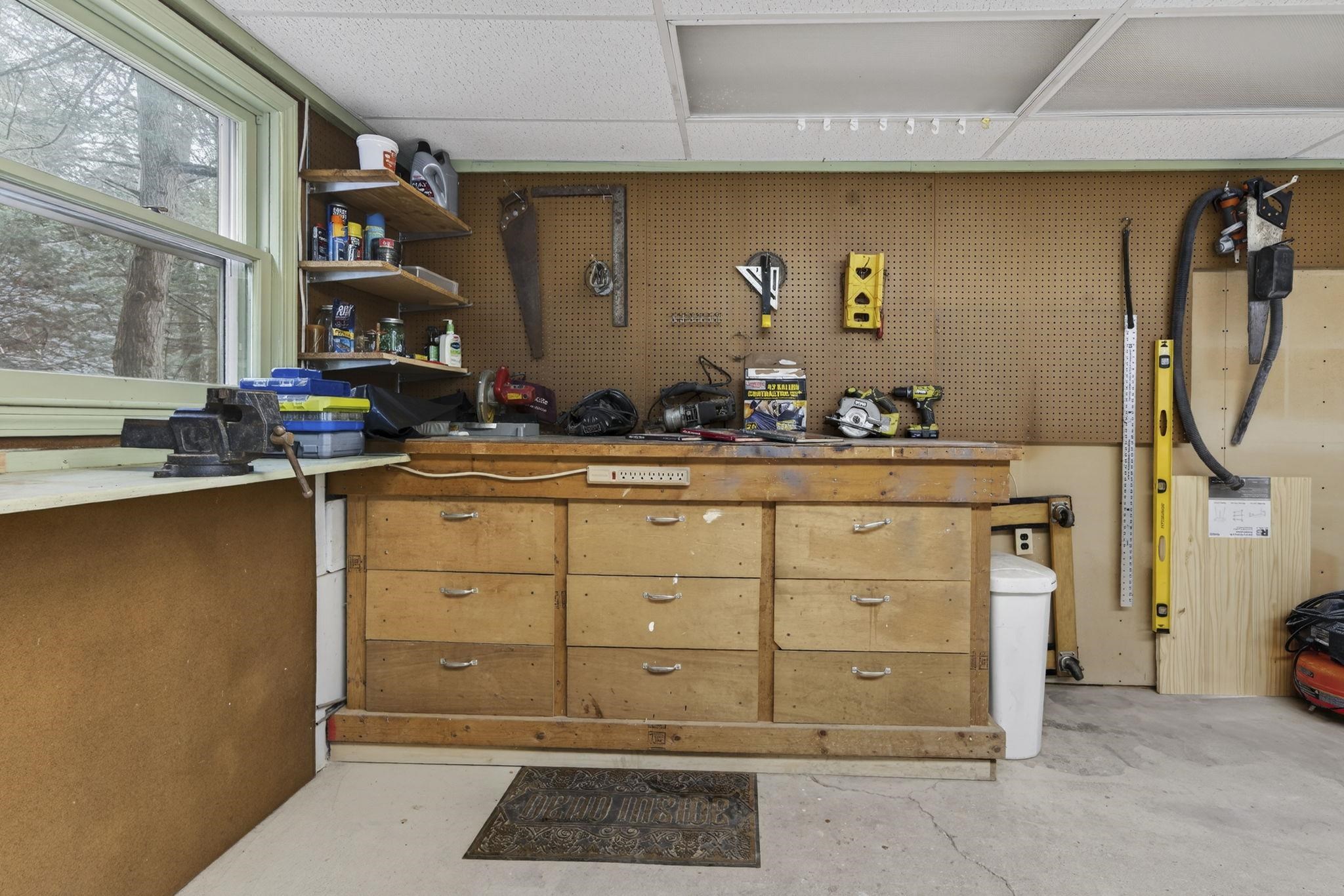 28 Spring Road Amherst, NH 03031 - Photo 51 of 60