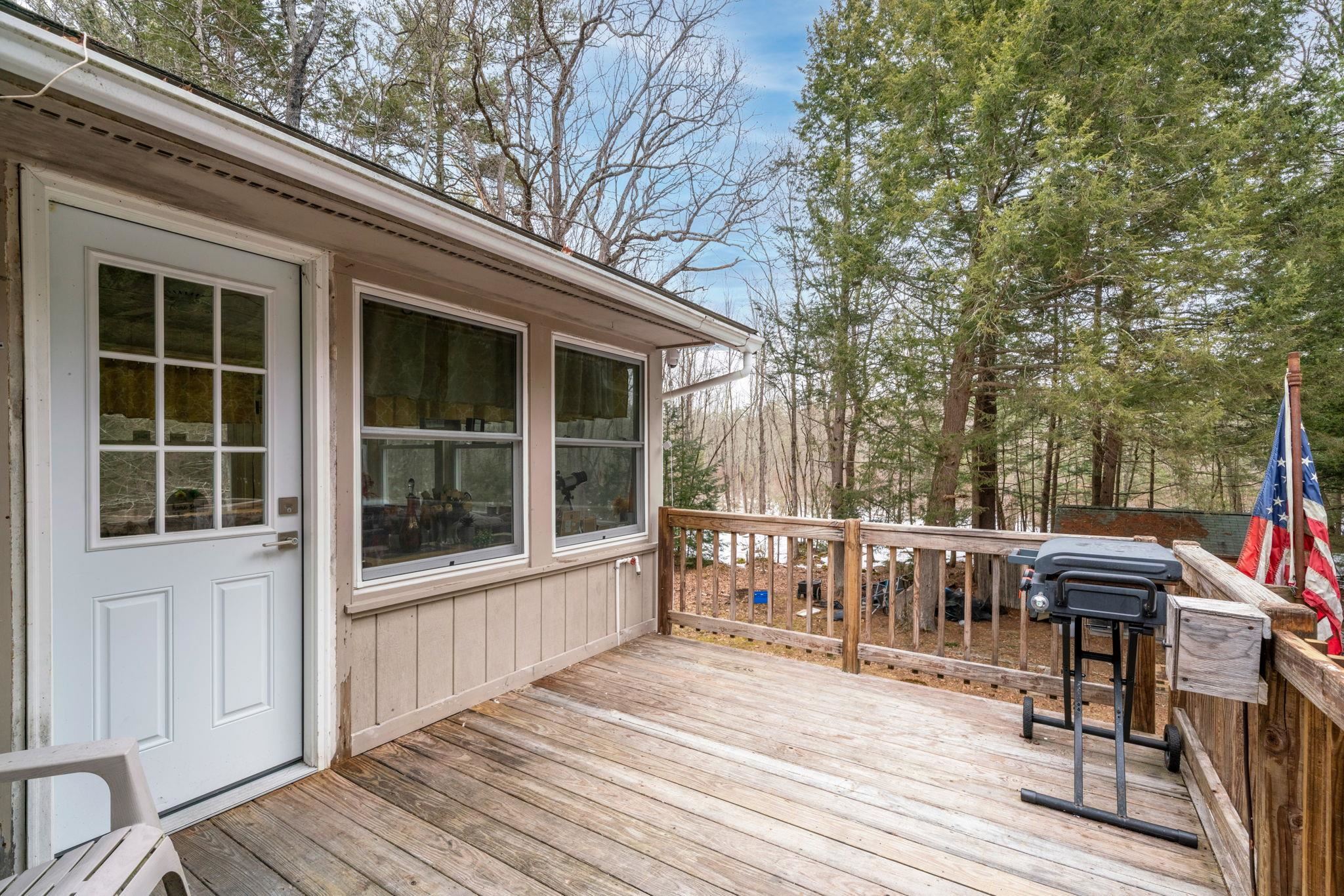 28 Spring Road Amherst, NH 03031 - Photo 53 of 60