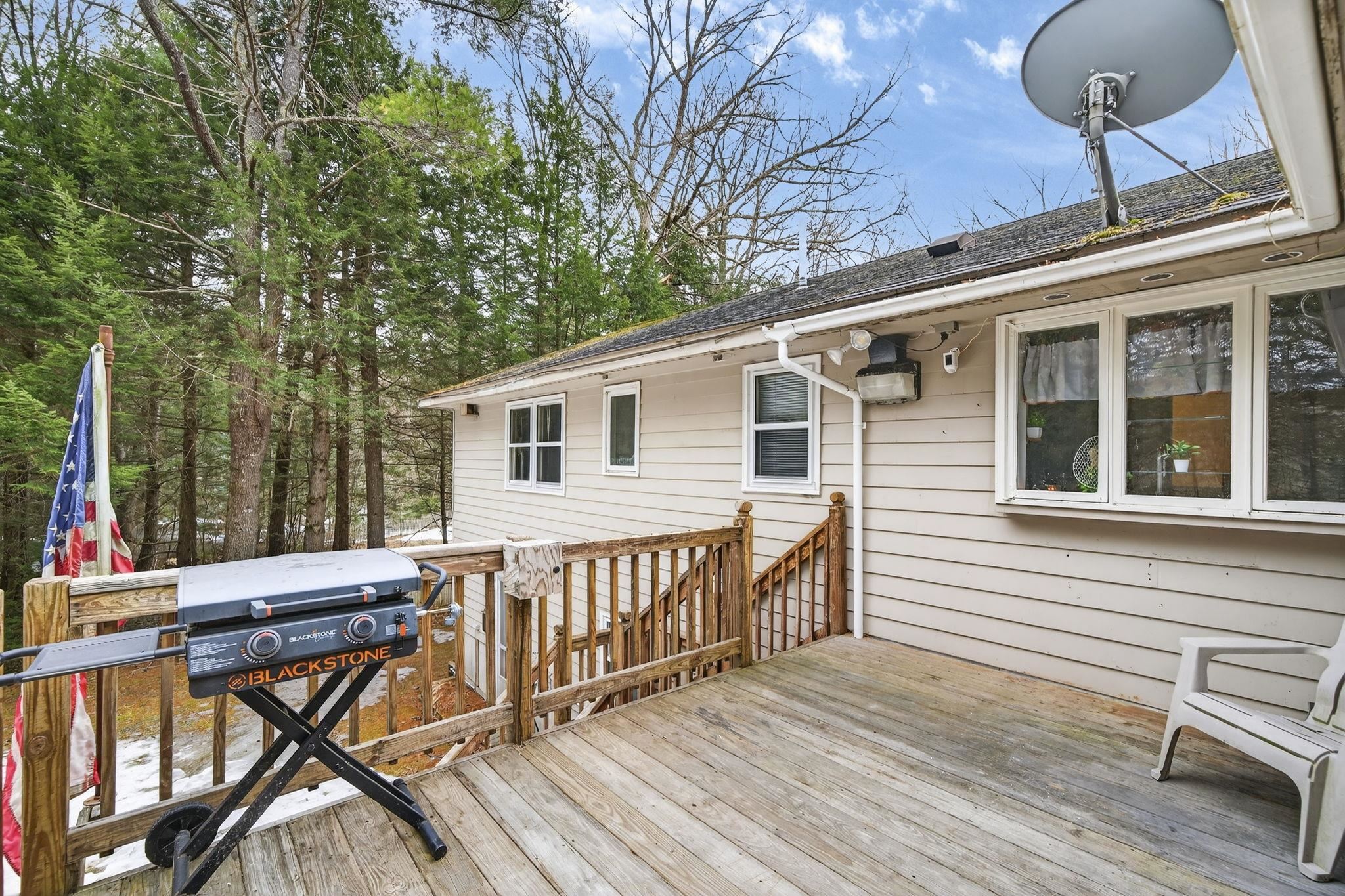 28 Spring Road Amherst, NH 03031 - Photo 54 of 60