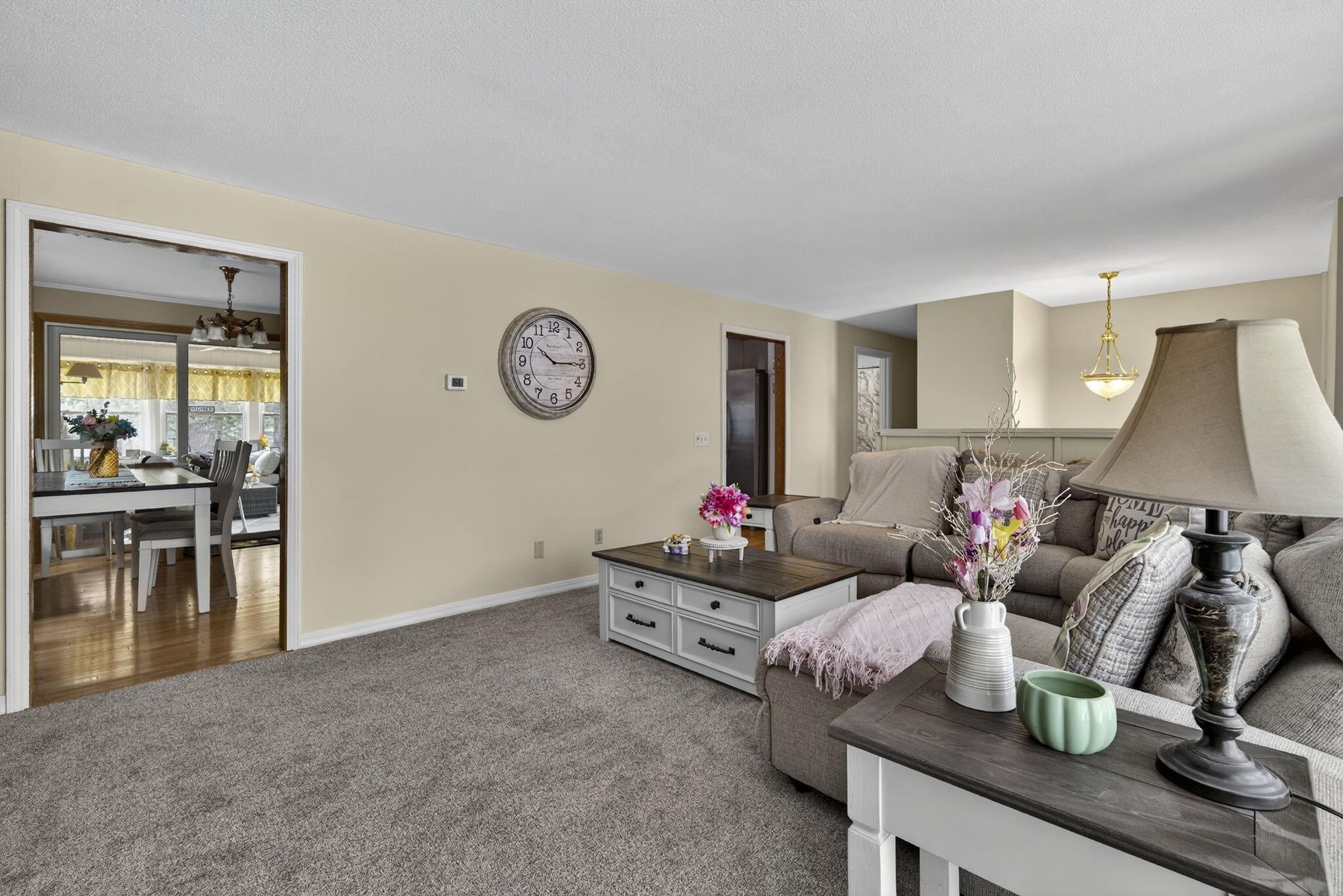 28 Spring Road Amherst, NH 03031 - Photo 9 of 60