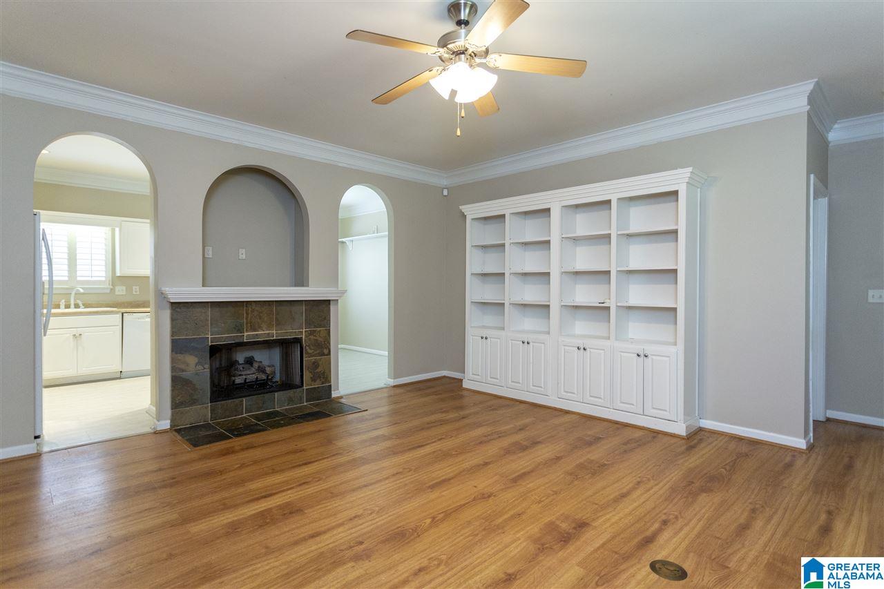 142 Highview Cove Pelham, AL 35124 - Photo 2 of 27