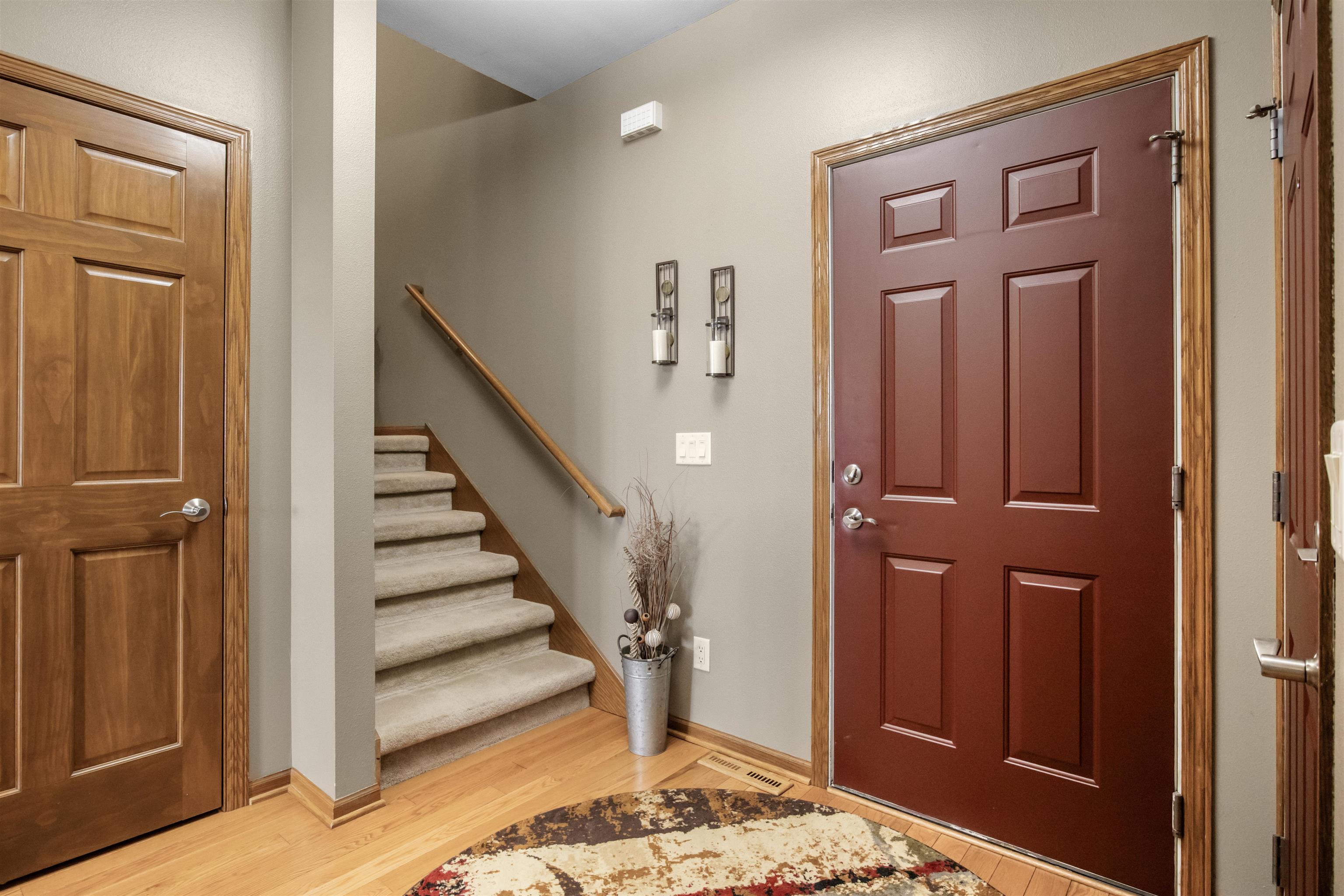 1028 20th Street, Unit 3 Prairie du Sac, WI 53578 - Photo 7 of 49