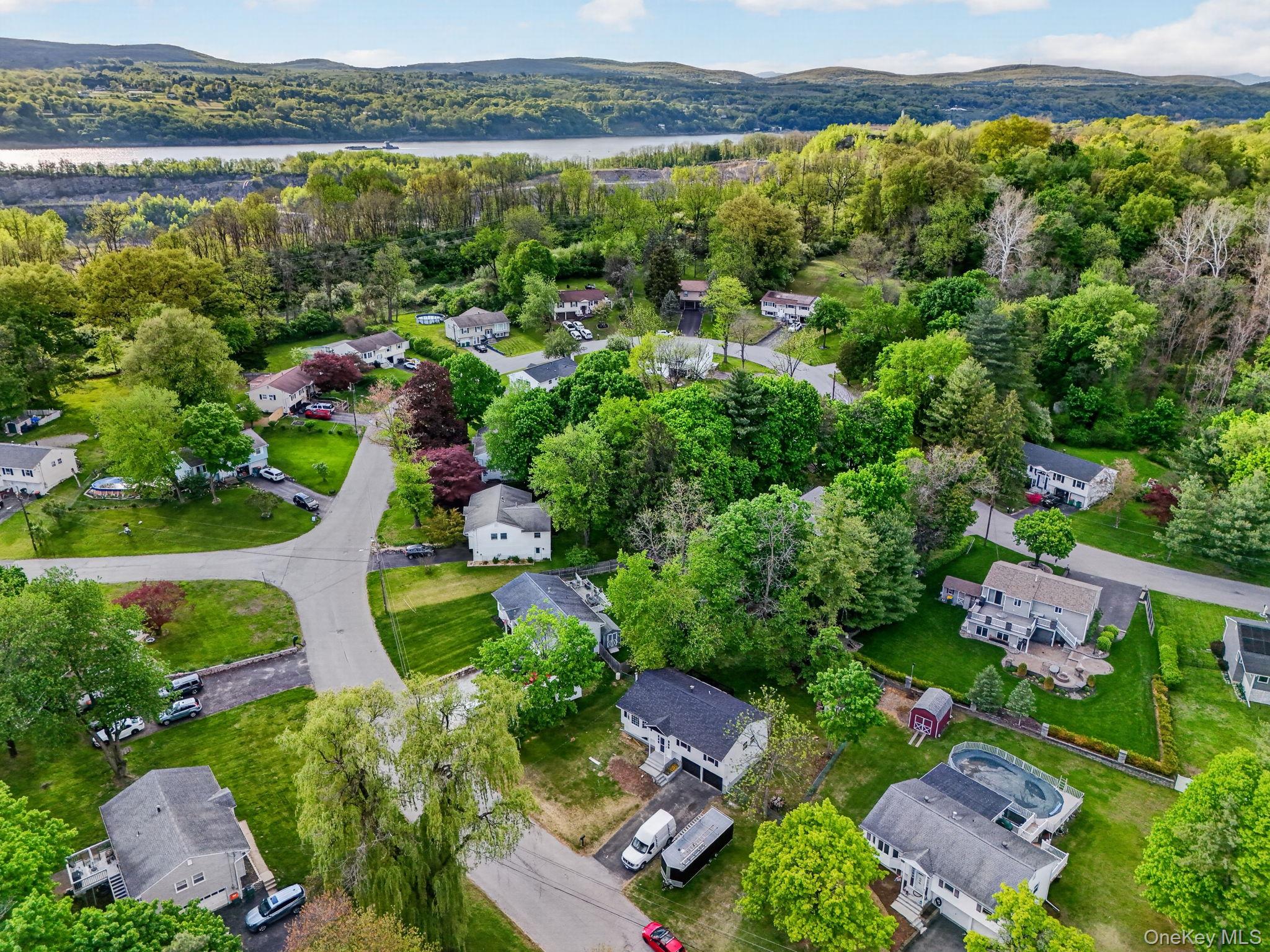 8 Mockingbird Lane Poughkeepsie, NY 12601 - Photo 29 of 32 an aerial view of multiple house