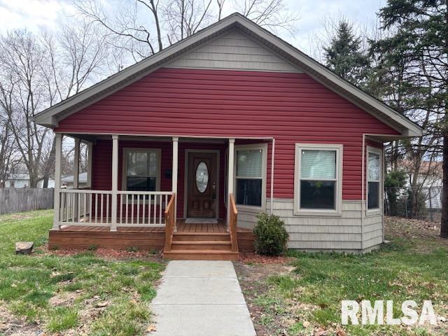 344 North Grove Street Waverly, IL 62692 - Photo 1 of 28