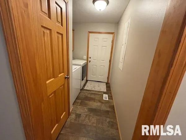 $140,000 | 344 North Grove Street, Waverly, IL 62692