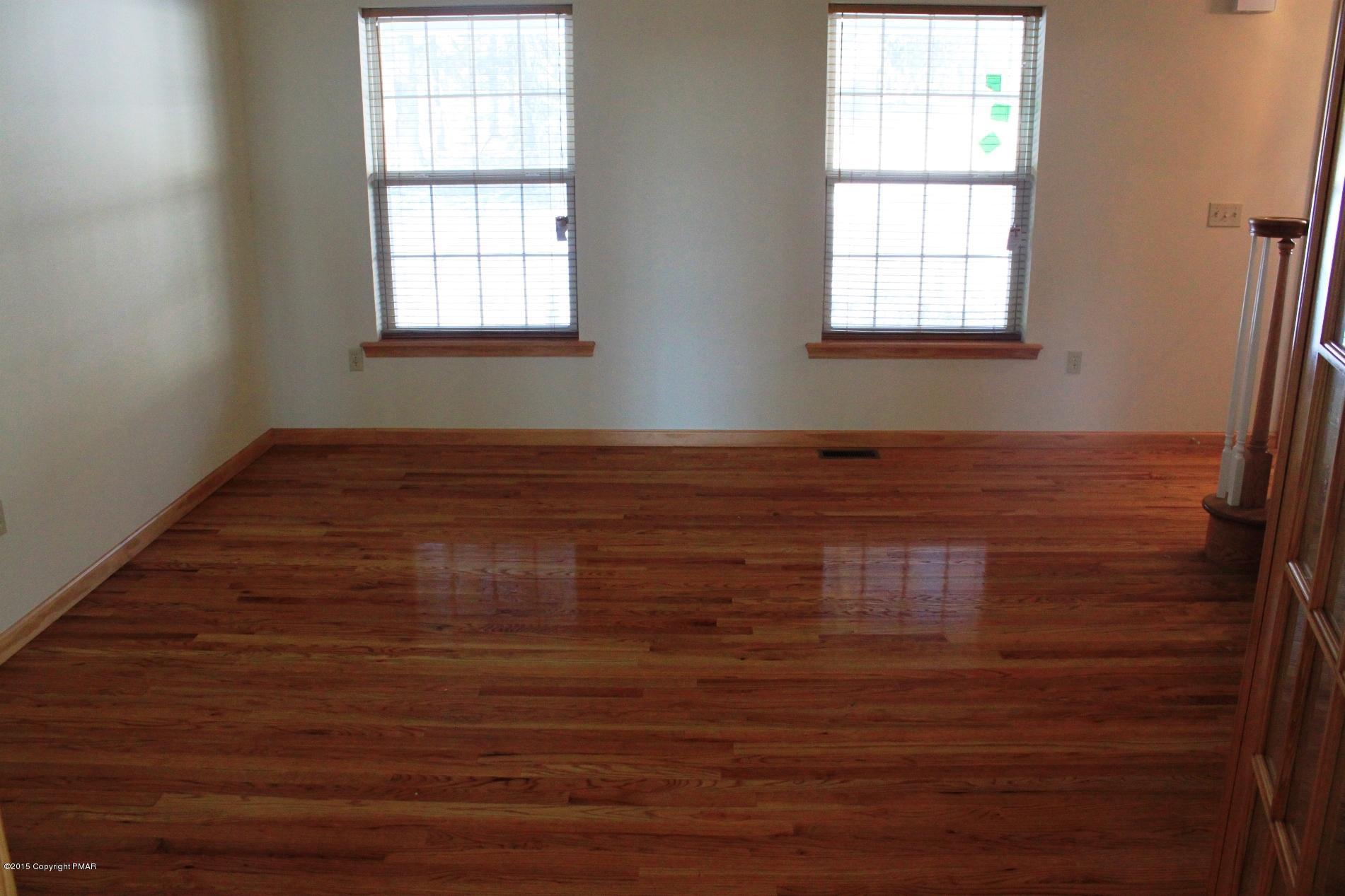 163 Potato Path Road Kunkletown, PA 18058 - Photo 14 of 33 Family Room2