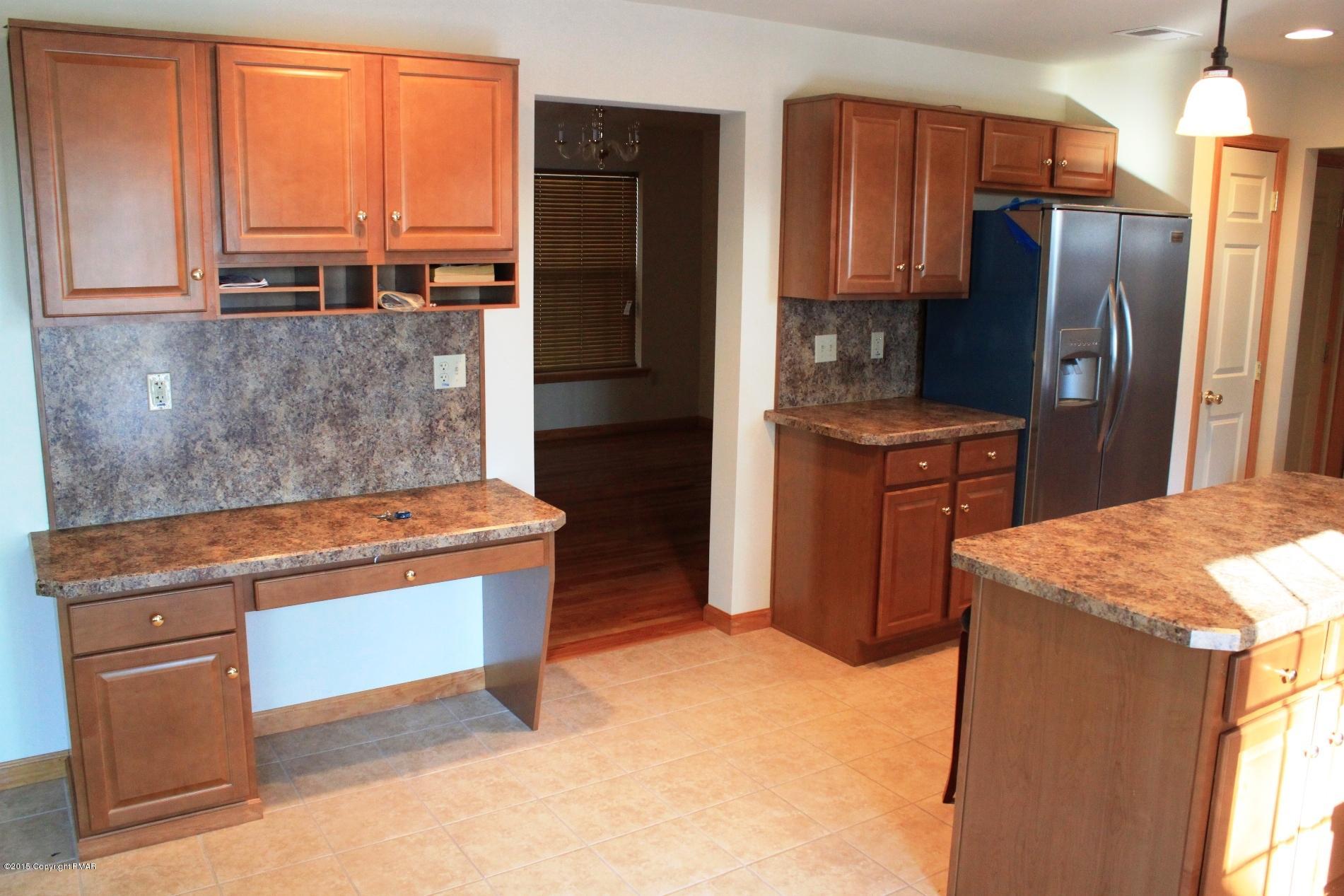 163 Potato Path Road Kunkletown, PA 18058 - Photo 8 of 33 Kitchen2