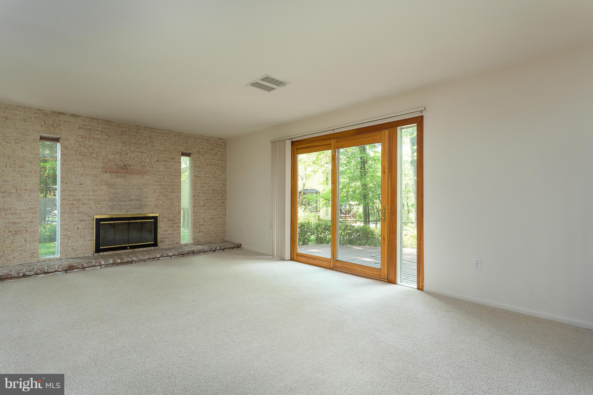 2519 Freetown Drive Reston, VA 20191 - Photo 6 of 29 Living Room