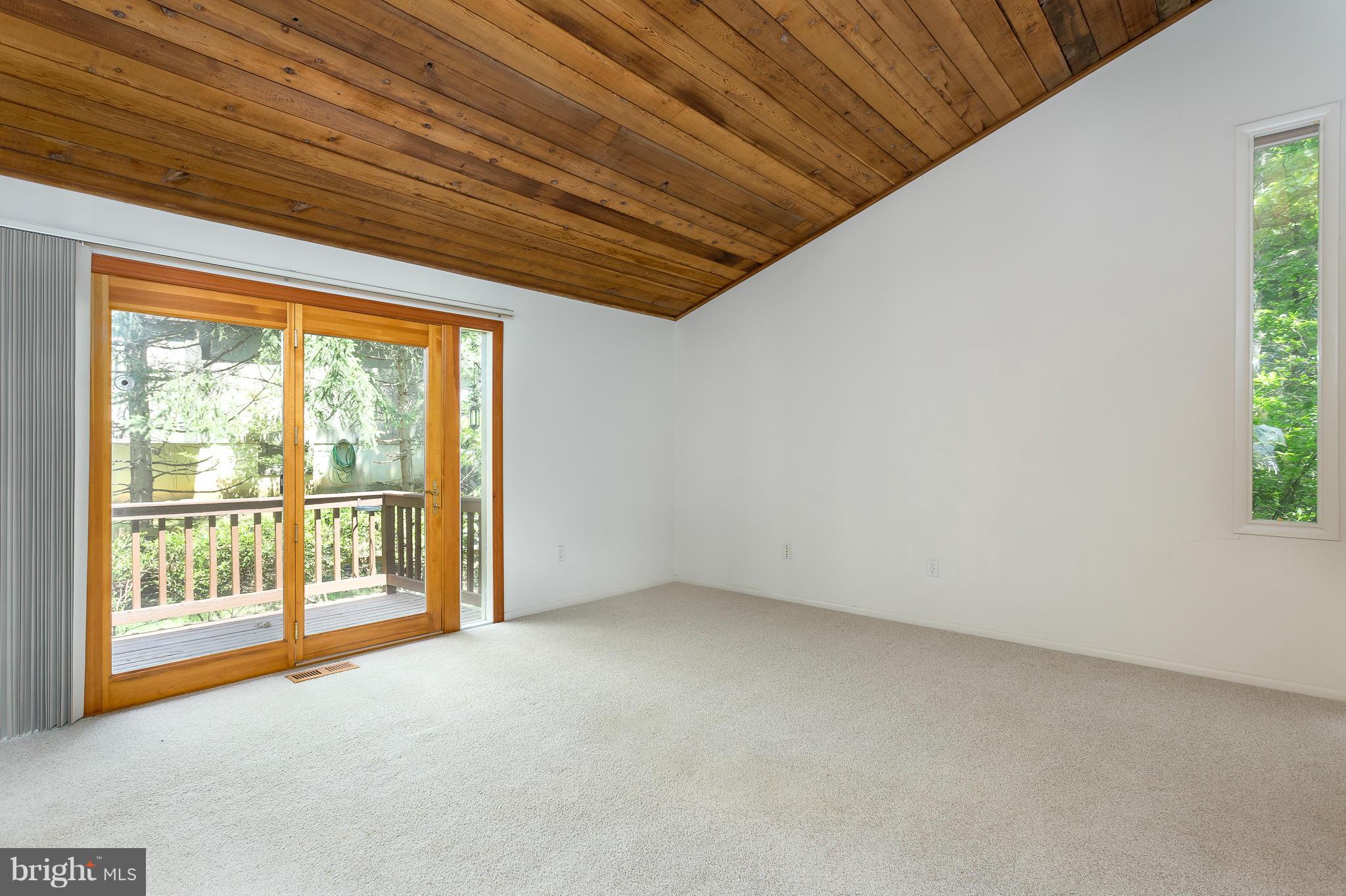2519 Freetown Drive Reston, VA 20191 - Photo 9 of 29 Family Room