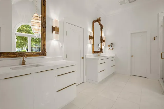 $1,999,000 | 139 Fontainbleau Drive, Mandeville, LA 70471