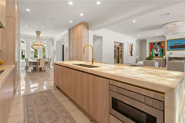 $1,999,000 | 139 Fontainbleau Drive, Mandeville, LA 70471