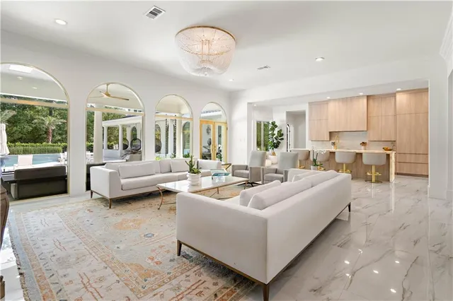 $1,999,000 | 139 Fontainbleau Drive, Mandeville, LA 70471