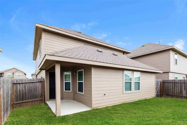 a view of outdoor space yard and front view of a house