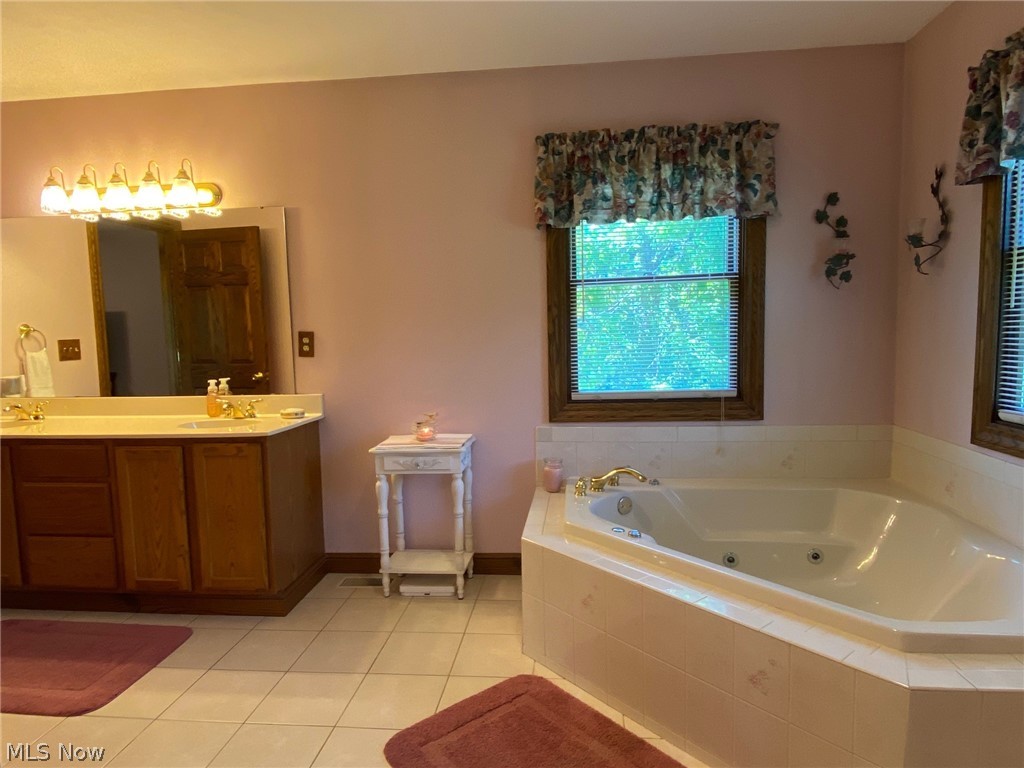 12910 Pearl Road Chardon, OH 44024 - Photo 14 of 35