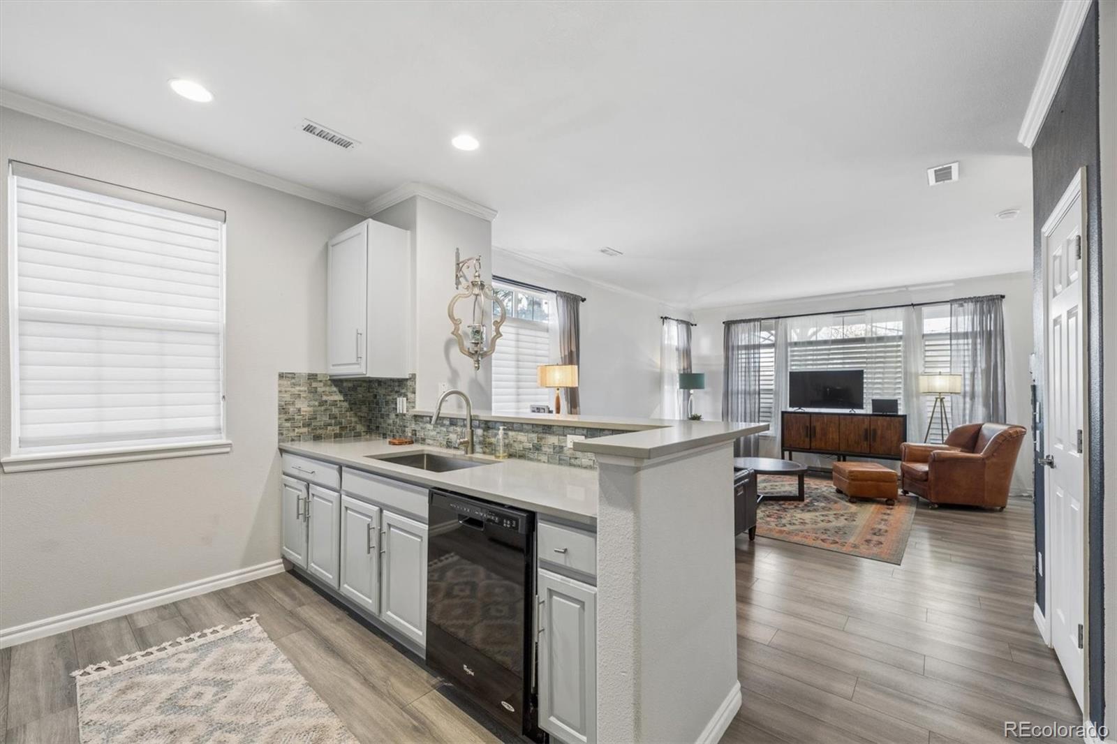 8302 Stonybridge Circle Highlands Ranch, CO 80126 - Photo 10 of 23