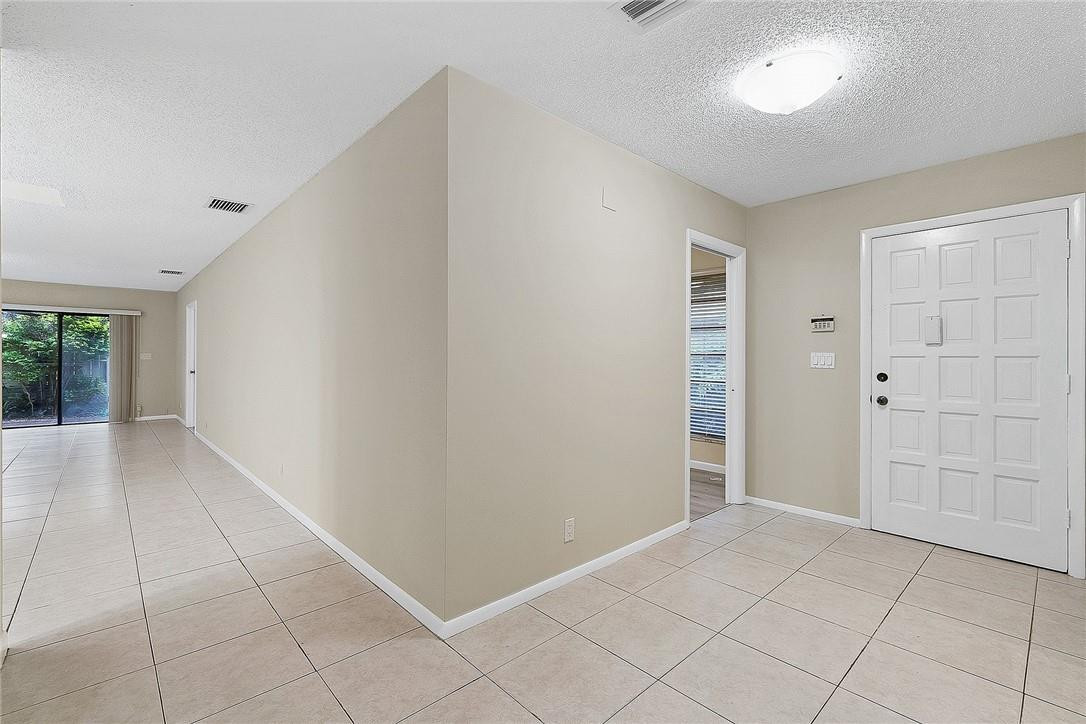 608 St Andrews Road Hollywood, FL 33021 - Photo 2 of 26 Photo 2