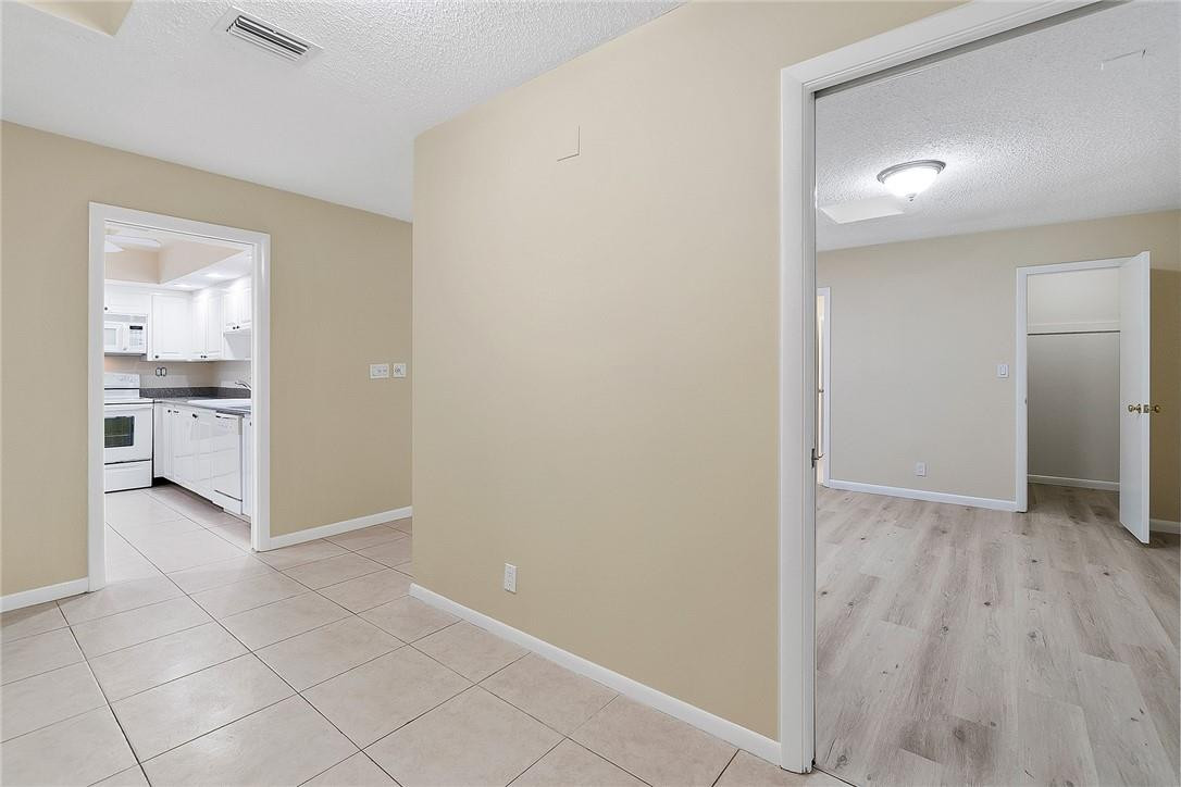 608 St Andrews Road Hollywood, FL 33021 - Photo 8 of 26 Photo 8