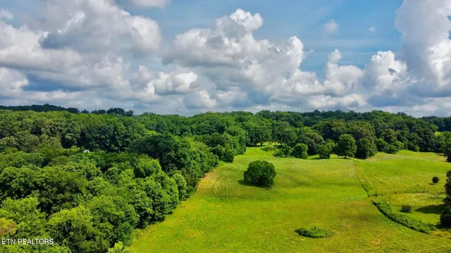 $579,900 | Douglas Dam Road, Kodak, TN 37764