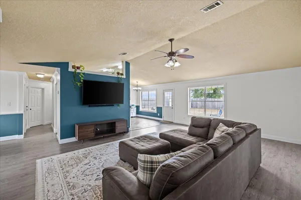 $300,000 | 5322 Whitney Court, Crestview, FL 32536