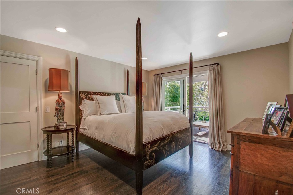 255 Emerald Bay Laguna Beach, CA 92651 - Photo 18 of 29