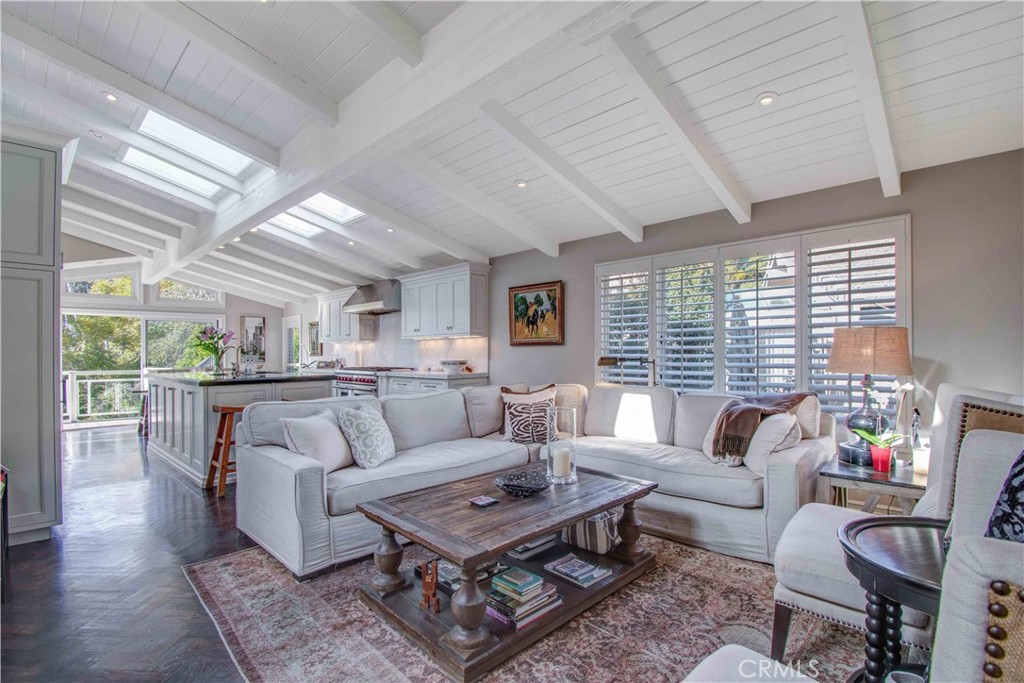 255 Emerald Bay Laguna Beach, CA 92651 - Photo 5 of 29