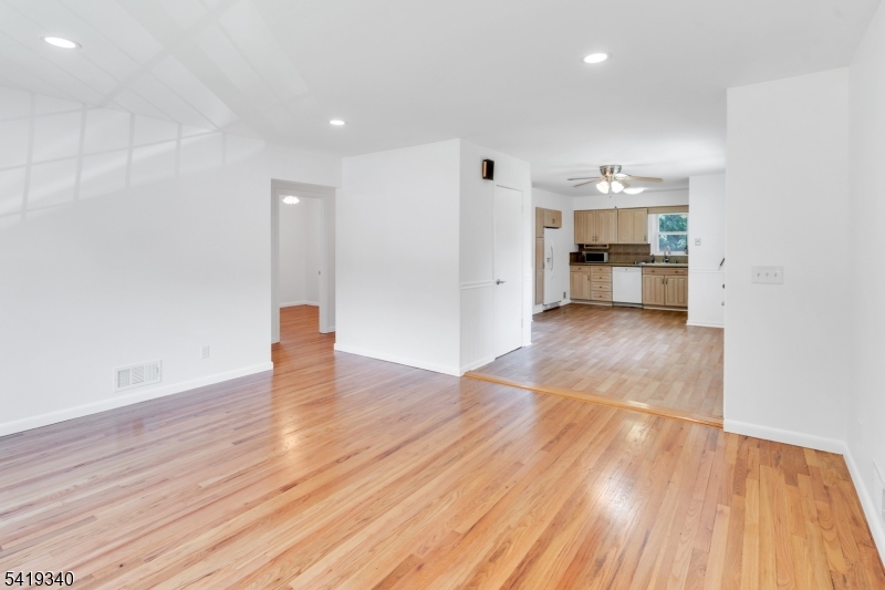80 White Meadow Road Rockaway, NJ 07866 - Photo 7 of 17