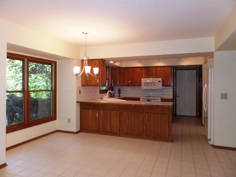 36 Forest Ridge Court Powell, OH 43065 - Photo 12 of 18 Gallery Image 12