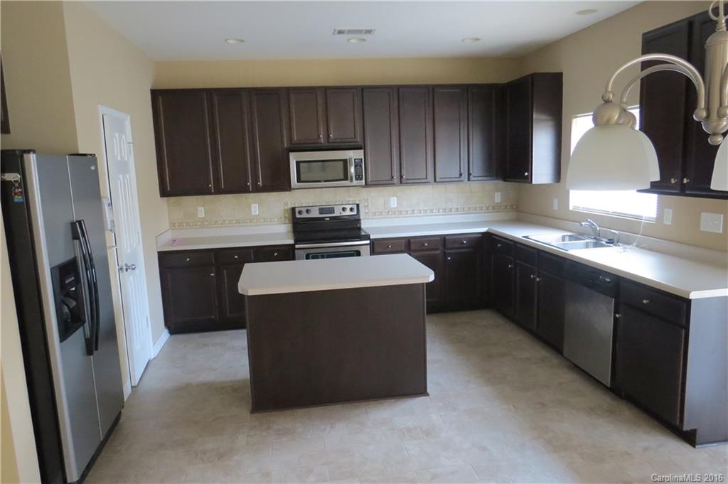 9042 Seamill Road Charlotte, NC 28278 - Photo 5 of 17 Gallery Image 5