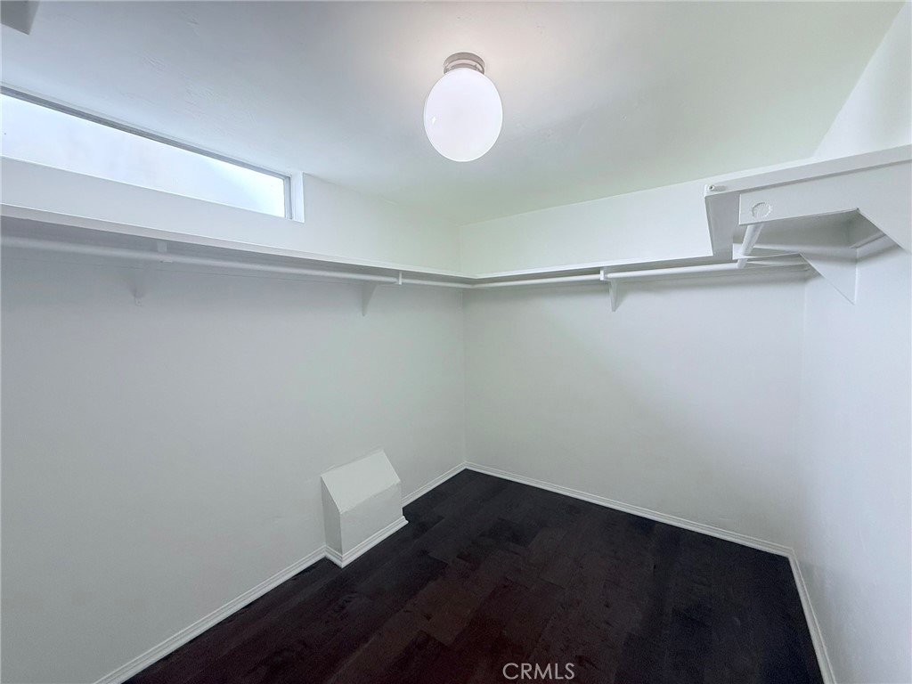 1727 Euston Road San Marino, CA 91108 - Photo 25 of 36 a view of a small space