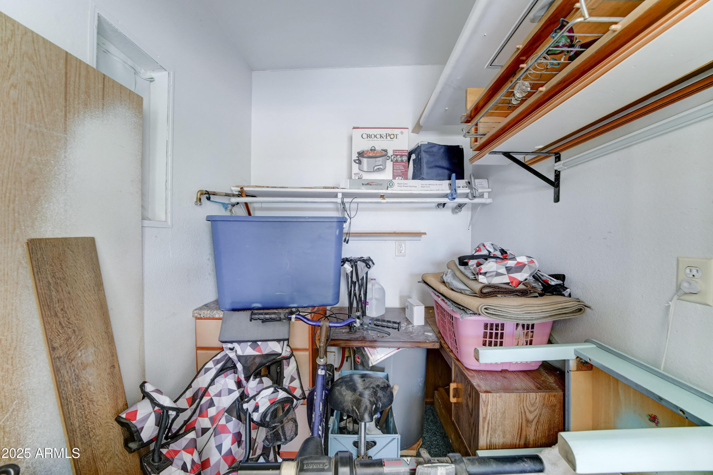 111 South Greenfield Road, Unit 400 Mesa, AZ 85206 - Photo 21 of 32 Storage shed