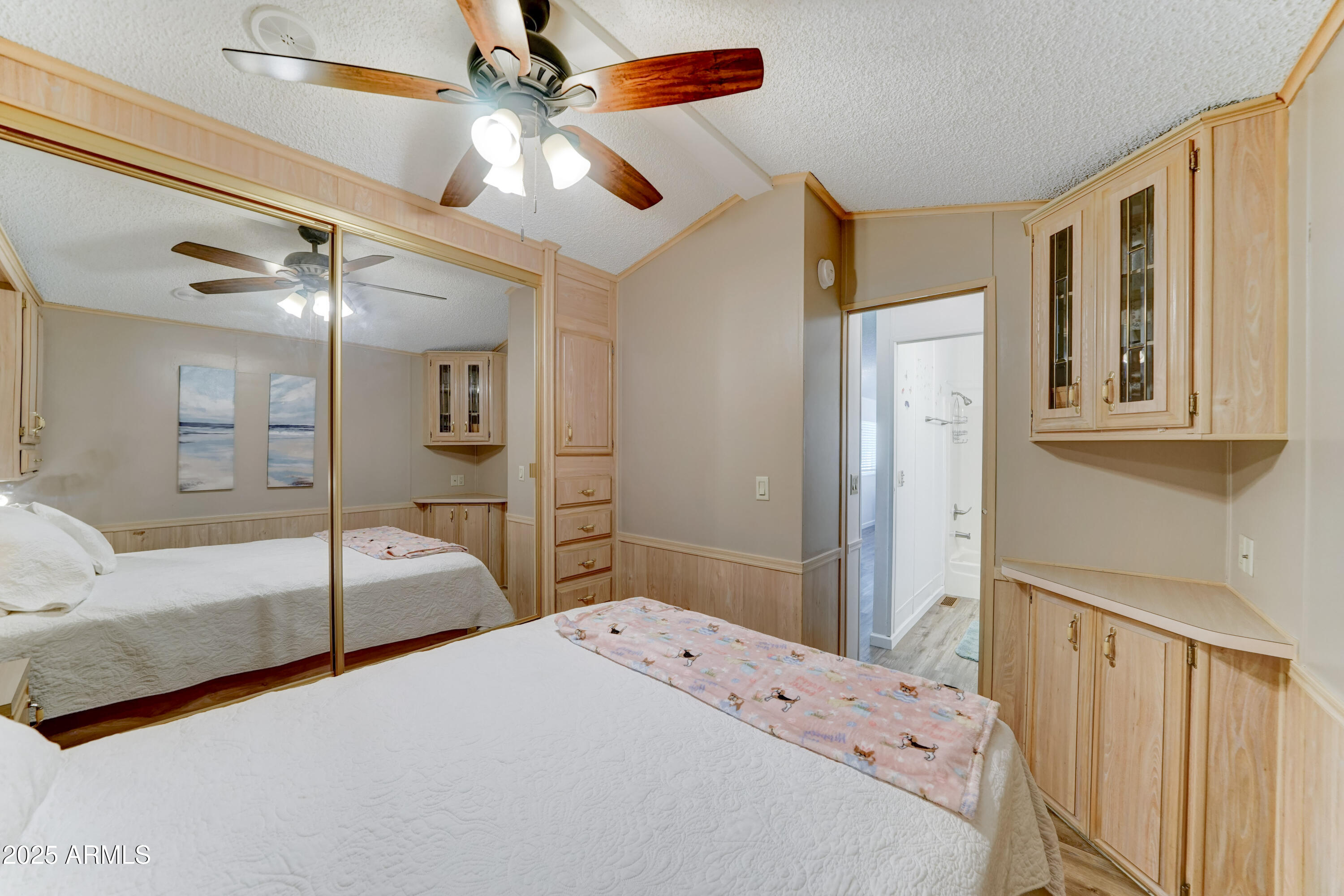 111 South Greenfield Road, Unit 400 Mesa, AZ 85206 - Photo 7 of 32 large closet in bedroom