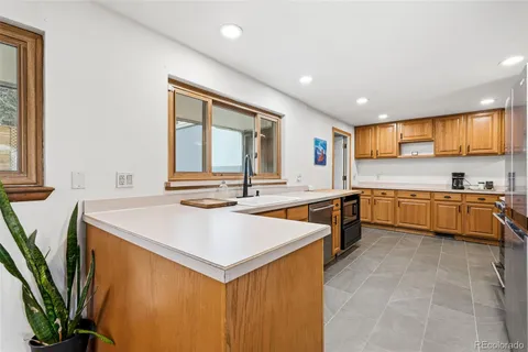 $750,000 | 1065 Zang Street, Golden, CO 80401