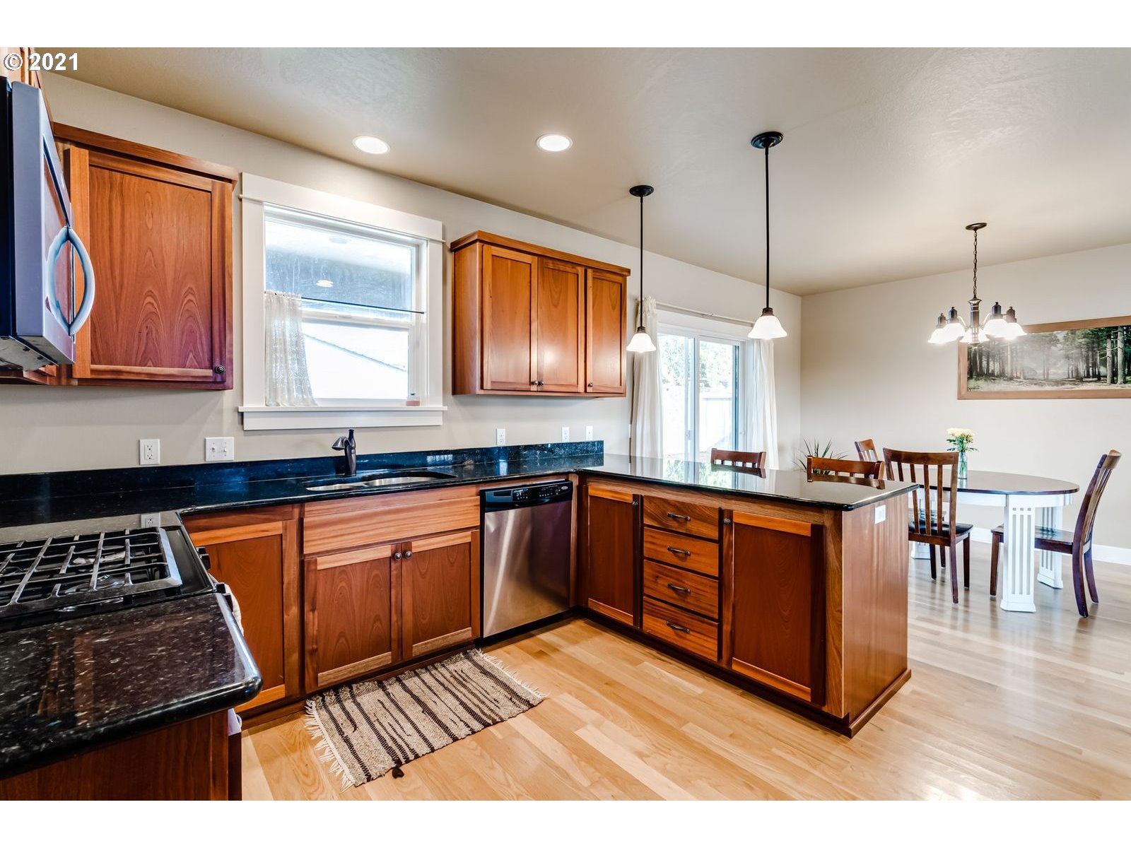 847 South 31st Place Springfield, OR 97478 - Photo 13 of 31 Gallery Image 13