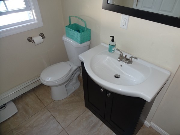 20 Andrew Road Weymouth, MA 02190 - Photo 15 of 22 Gallery Image 15