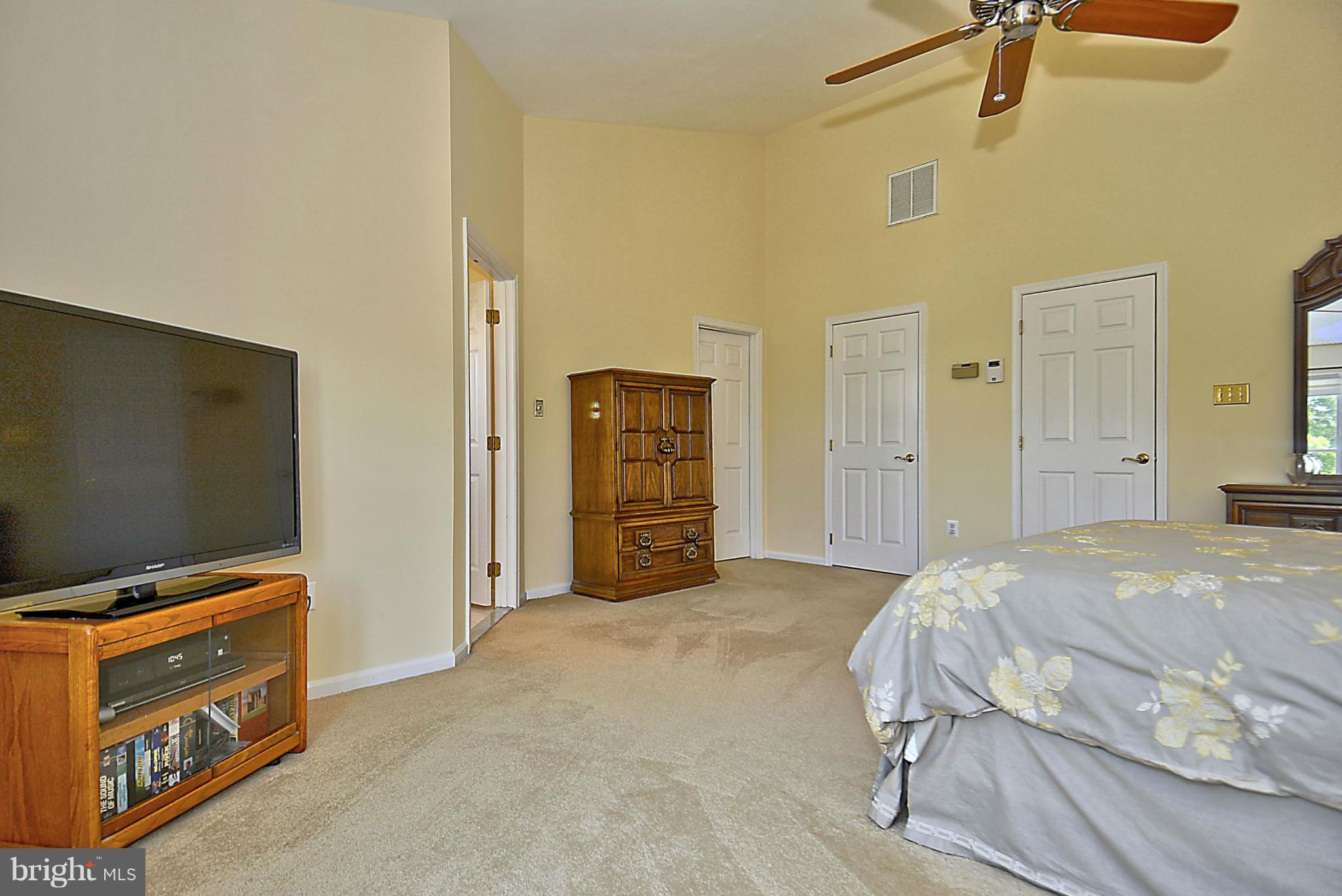 8441 Bells Ridge Terrace Potomac, MD 20854 - Photo 18 of 29 Bedroom (Master)