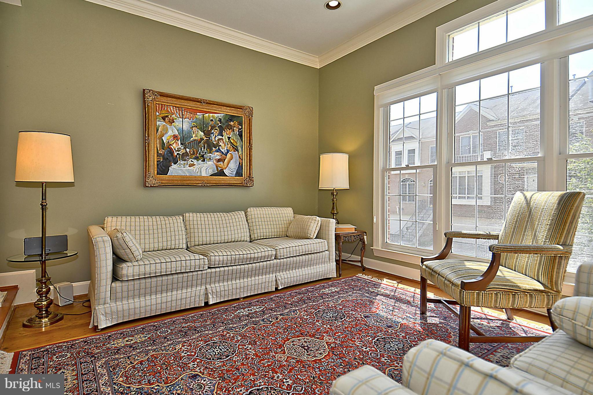 8441 Bells Ridge Terrace Potomac, MD 20854 - Photo 3 of 29 Living Room