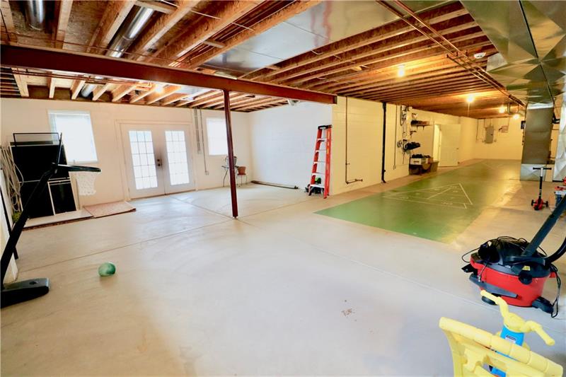 540 Beazell Road Rostraver Township, PA 15012 - Photo 21 of 25 Gallery Image 21