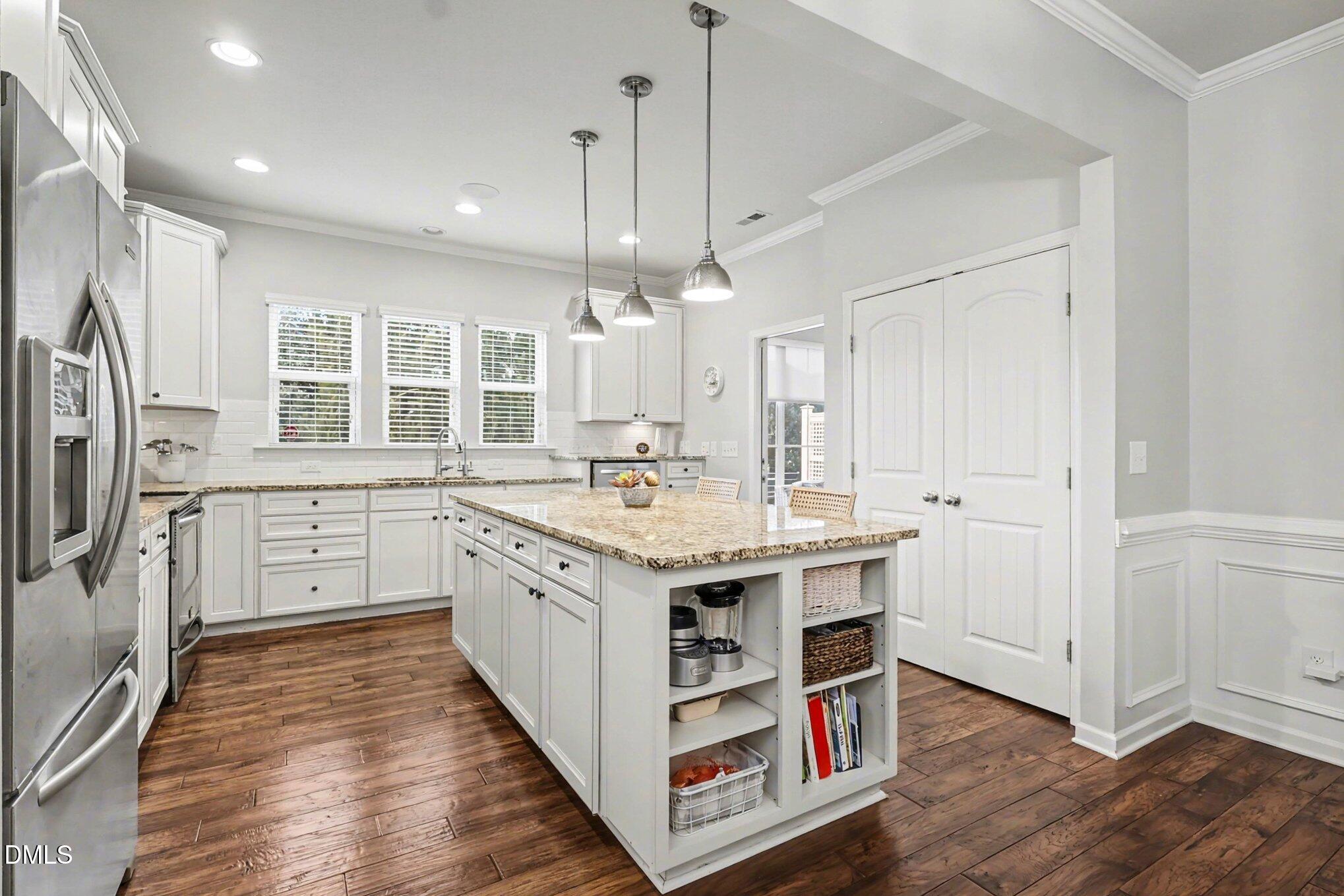 304 Rosedale Creek Drive Durham, NC 27703 - Photo 13 of 33 Kitchen