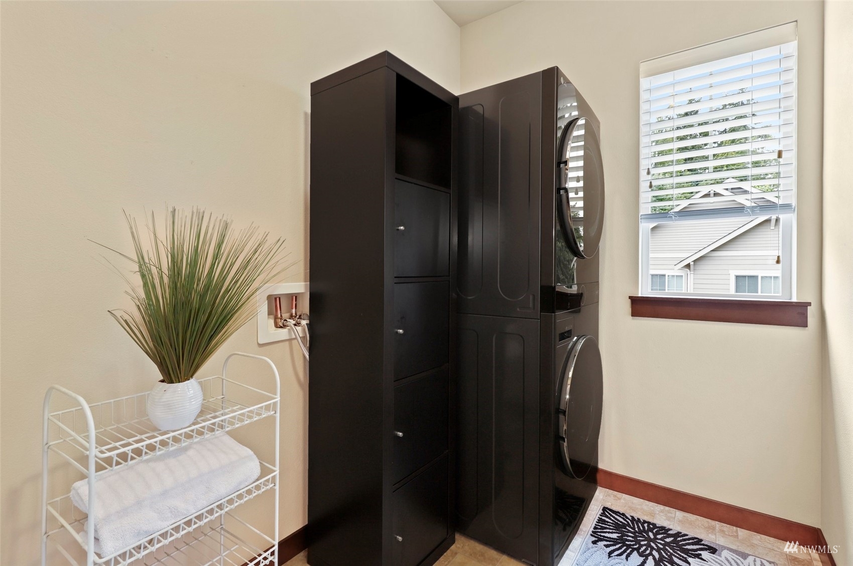 20220 3rd Drive Southeast Bothell, WA 98012 - Photo 29 of 37 a bathroom with a sink and a mirror
