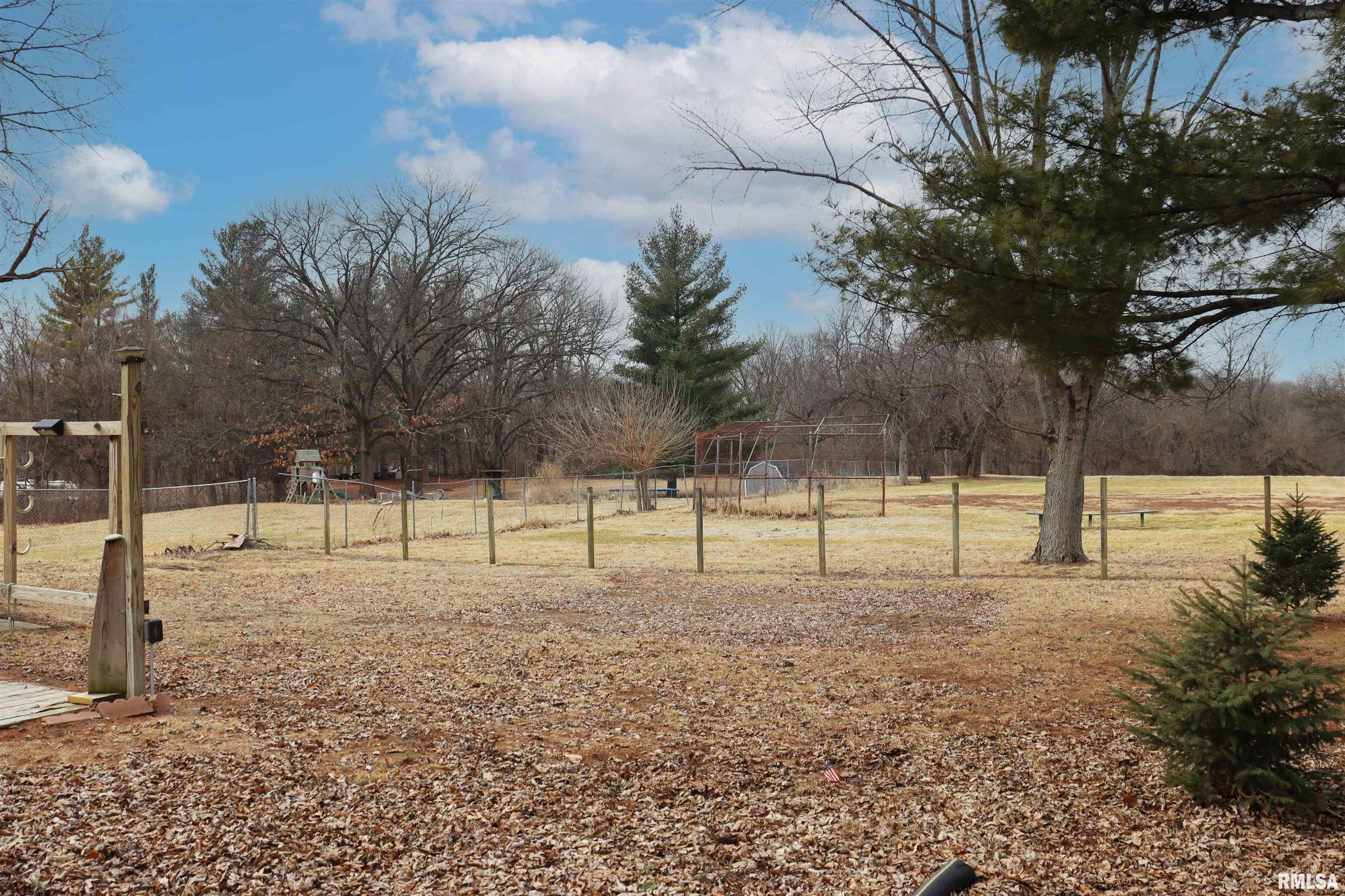 925 South Maxwell Road Peoria, IL 61607 - Photo 25 of 26