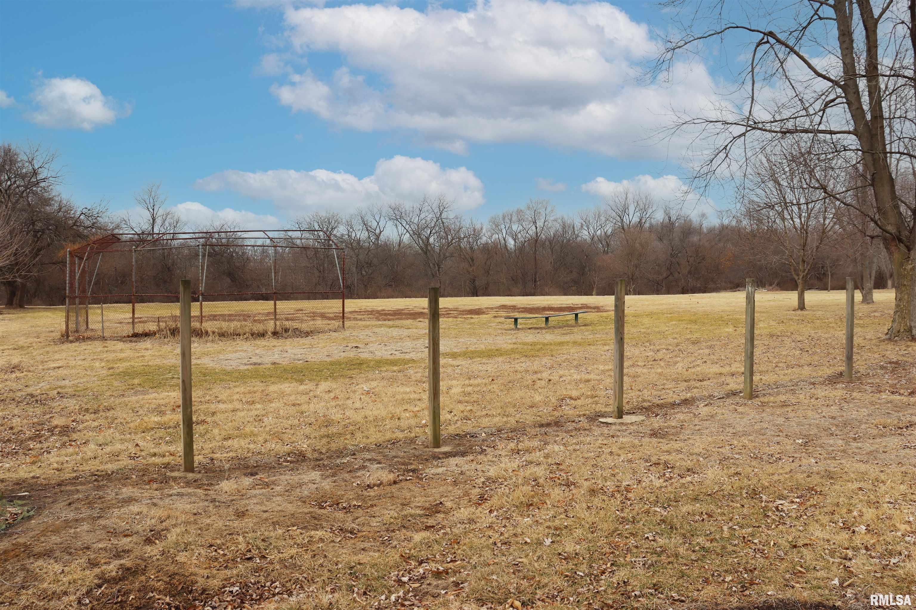 925 South Maxwell Road Peoria, IL 61607 - Photo 26 of 26