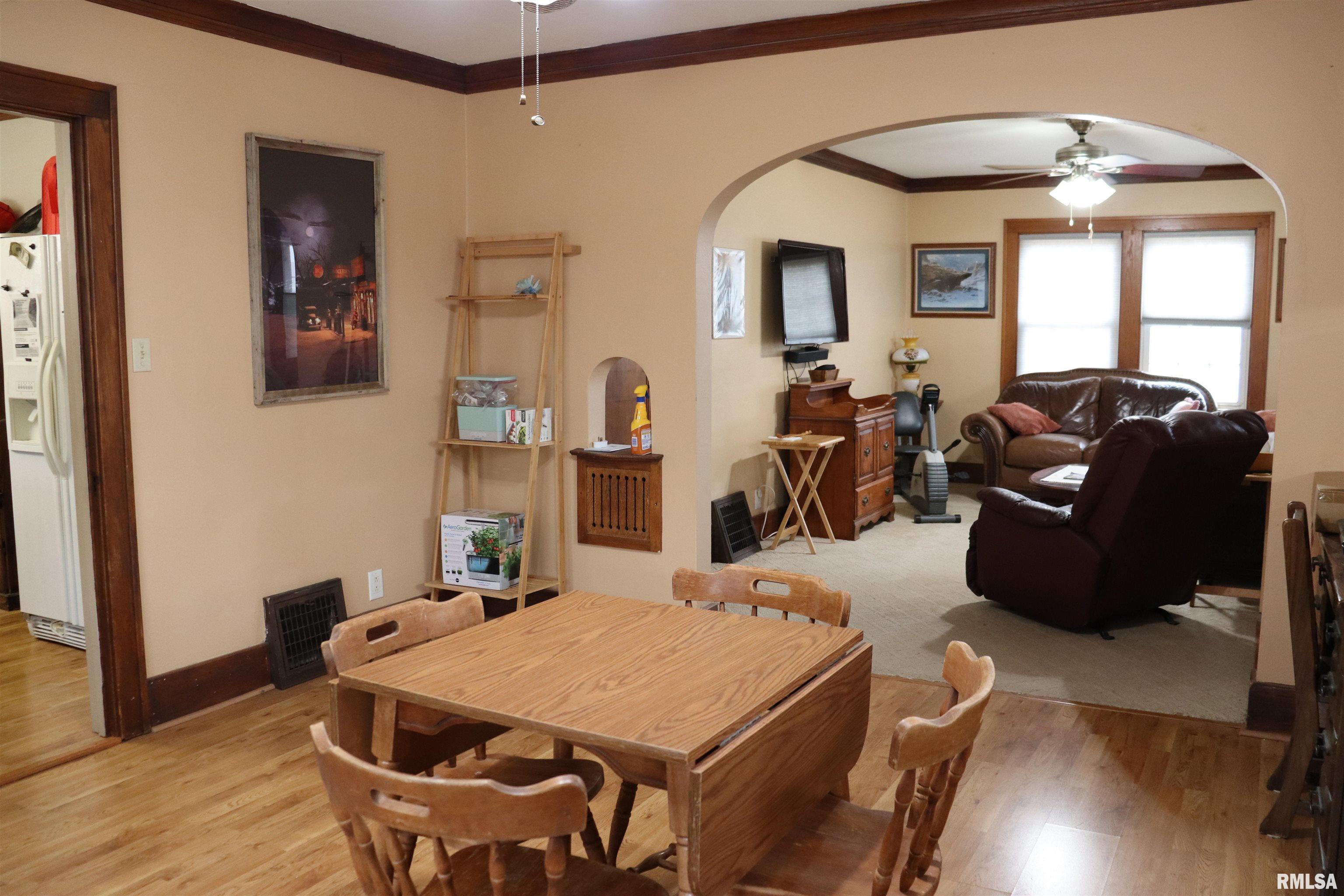 925 South Maxwell Road Peoria, IL 61607 - Photo 4 of 26