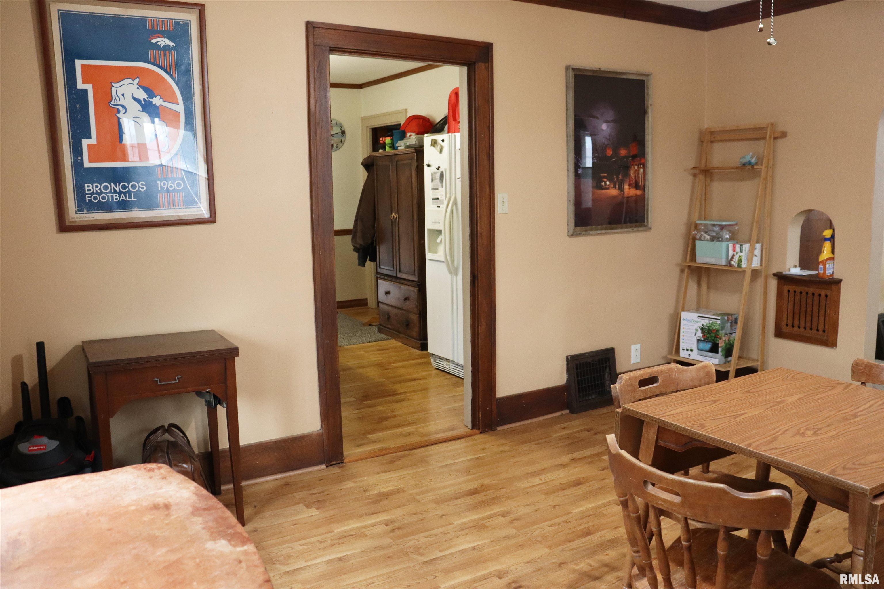 925 South Maxwell Road Peoria, IL 61607 - Photo 6 of 26