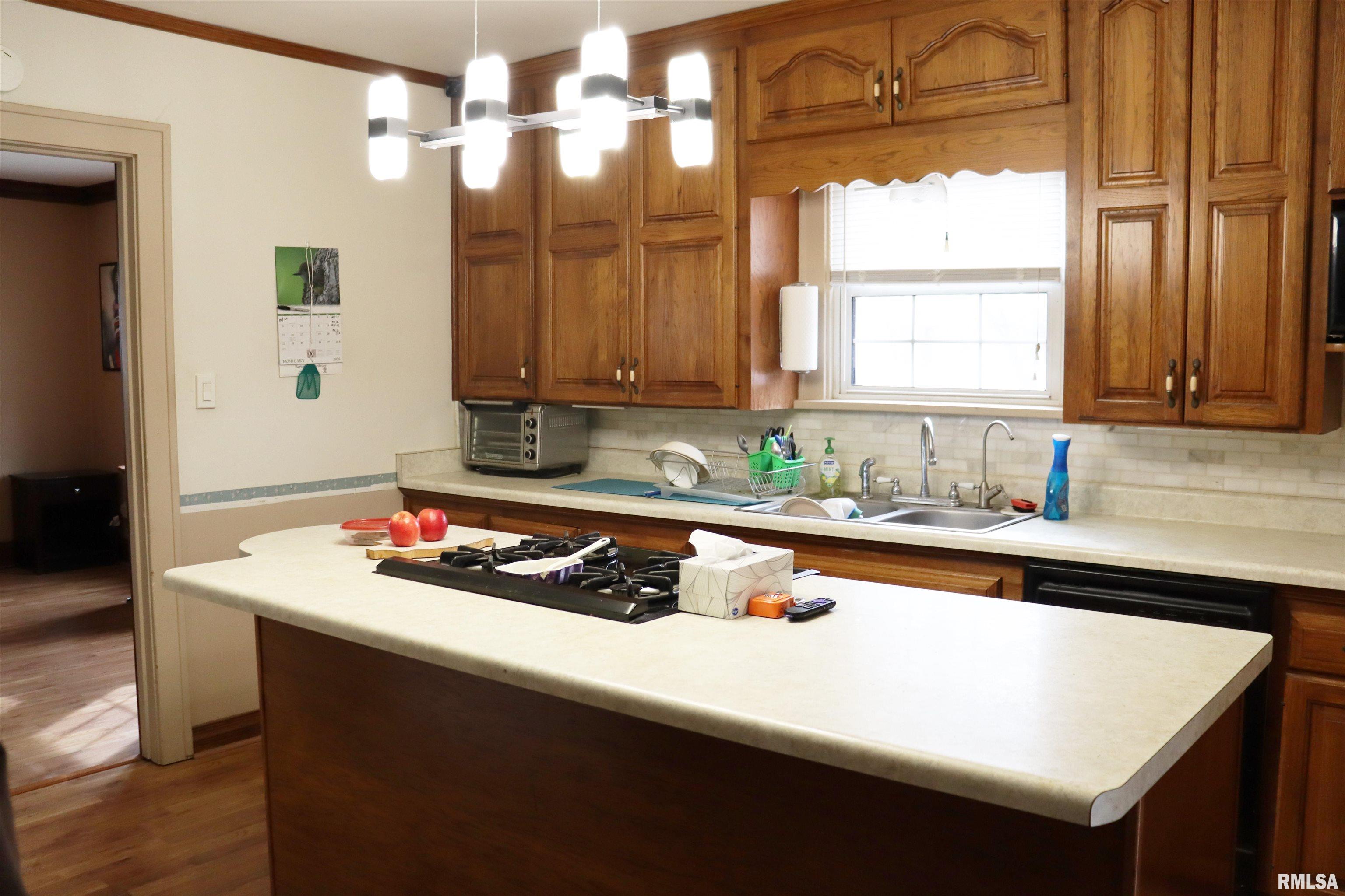 925 South Maxwell Road Peoria, IL 61607 - Photo 9 of 26