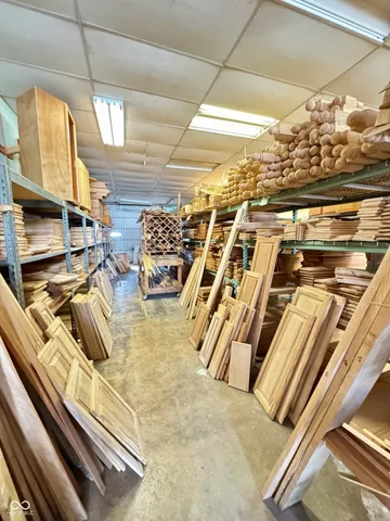 $174,900 | 305 Main Street, Shirley, IN 47384